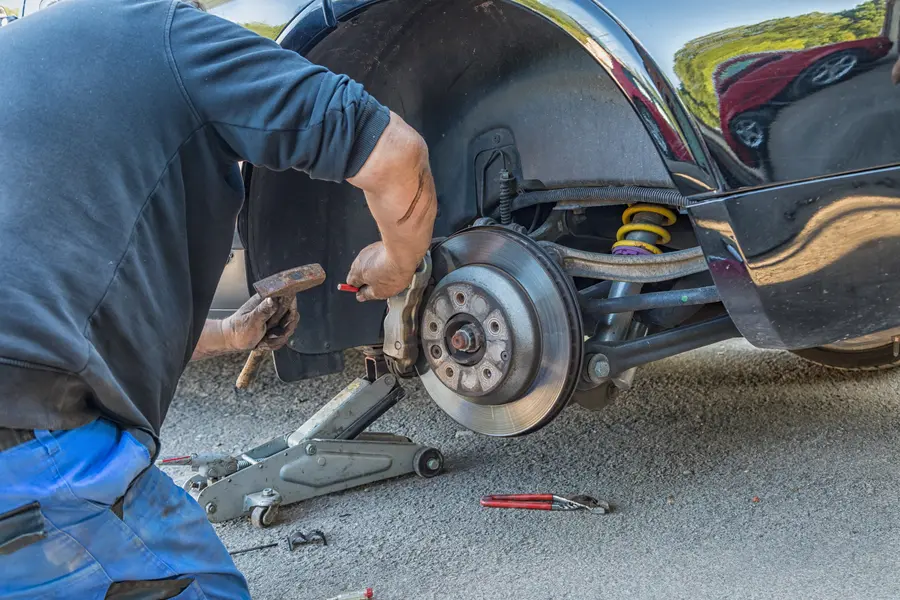 Why Mobile Brake Fluid Service Is A Convenient Solution Fort Worth, TX Why Mobile Brake Fluid Service Is A Convenient Solution Fort Worth, TX